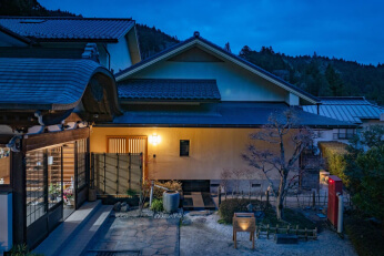 TEMPLE HOTEL MASTUI-BO